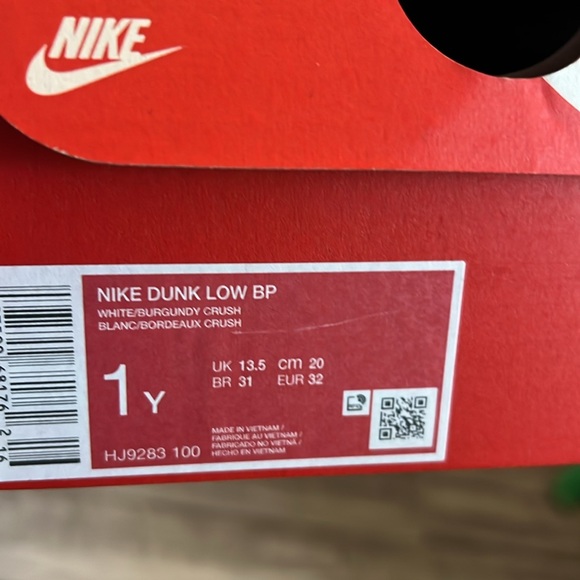 Nike Dunk Low - Picture 7 of 7